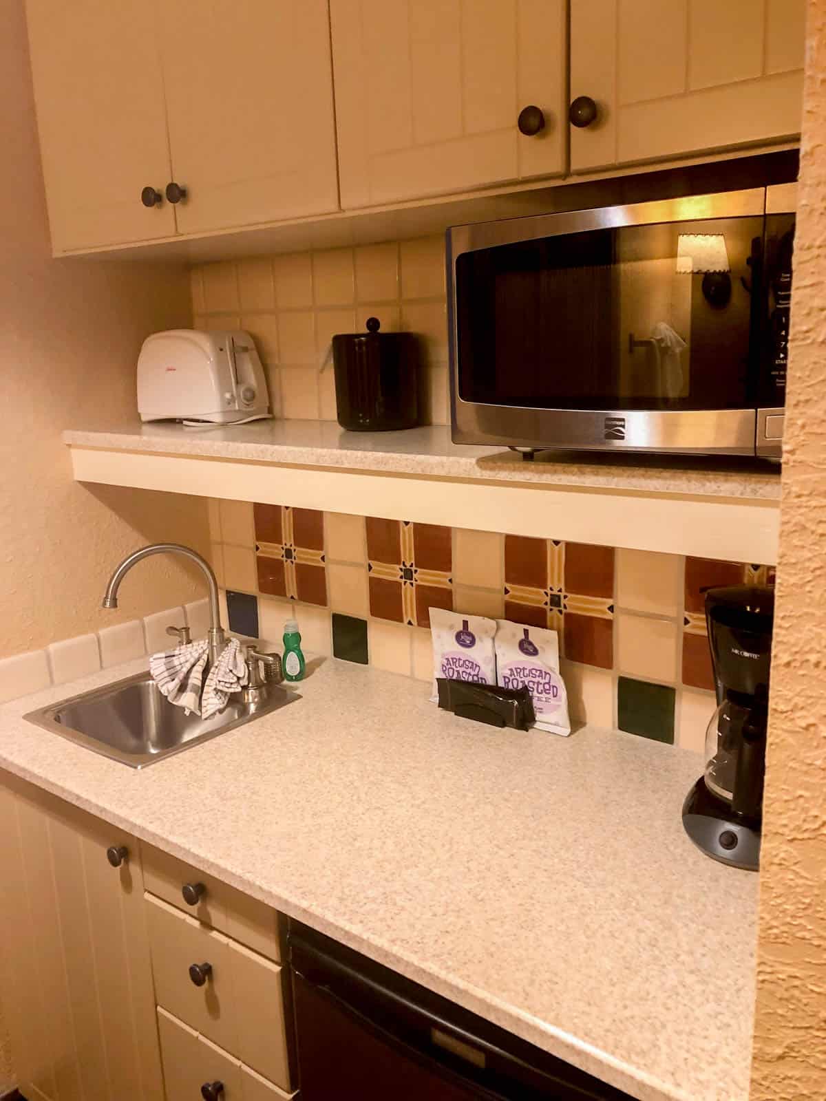 Deluxe Studio at Boulder Ridge Villas - The Diary of a Disney Dad
