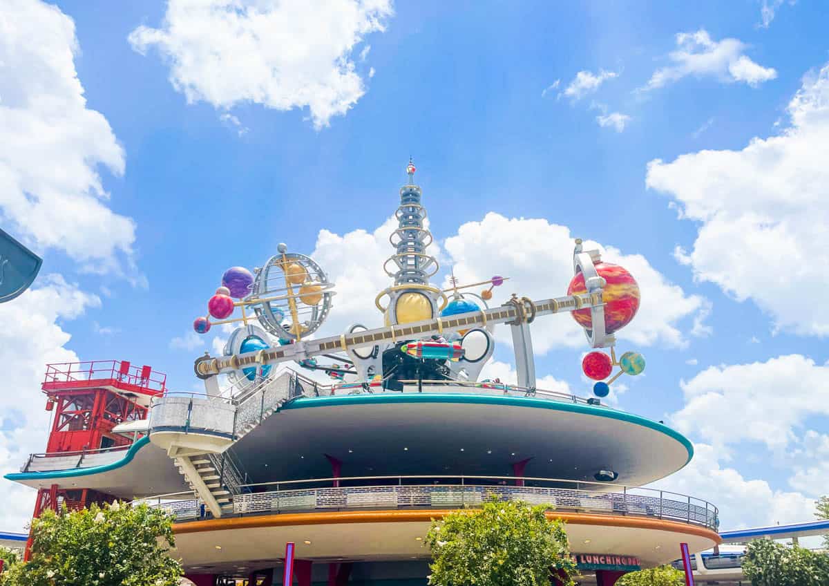 Astro Orbiter - The Diary of a Disney Dad